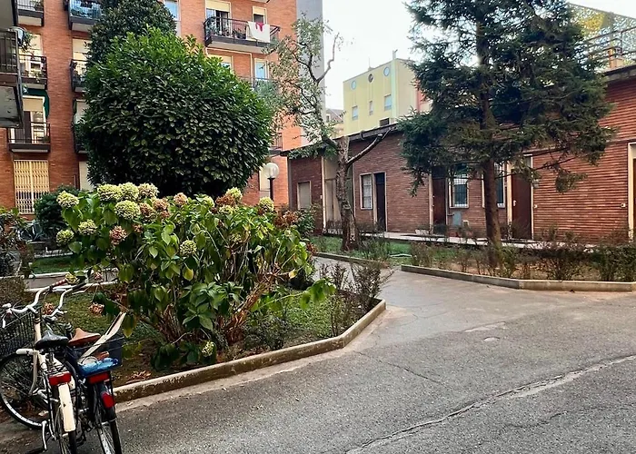 Moderno ed Elegante Loft con Balcone